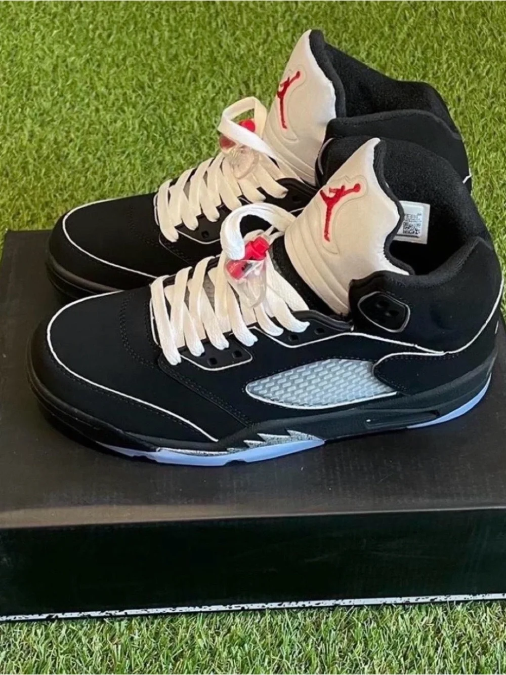 Jordan Men's Black and White High-Top Sneakers